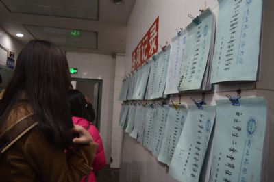 校学生会学生干部首次参观我校食堂后厨