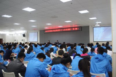 我校首届研究生支教团队长参加2015年西部计划志愿者骨干人员培训班