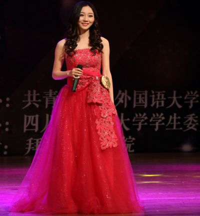 大国纵横万里安,我以我歌敬祖国 ——2015年四川外国语大学“你好,中国”第十八届校园十大歌手爱国主义歌曲竞演圆满落幕
